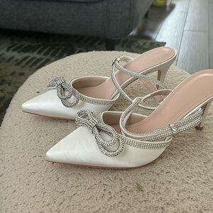 White heels from Amazon. Never worn, size 37